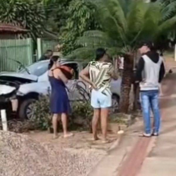 Motociclista invade preferencial e causa grave acidente próximo ao Atacadão em Rondonópolis; vídeo