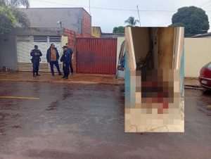 Homem mata companheira a facadas e tenta se suicidar em Rondonópolis; vídeo e imagem forte