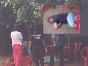 Homem é assassinado à luz do dia por pistoleiro na frente em bar no interior de MT; imagem forte