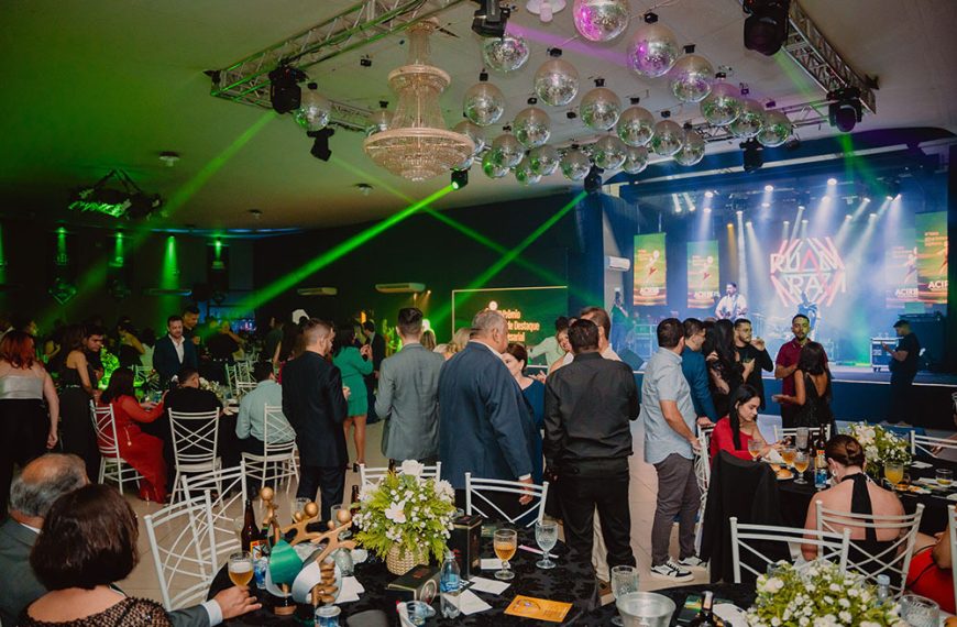 EDIÇÃO ESPECIAL: ACIR realiza festa do 15º Prêmio Destaque Empresarial neste sábado (18)