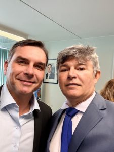 EM SINOP: Medeiros acompanha Flávio Bolsonaro em agenda na Norte Show