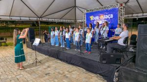 Toda Praça é Arte contagiou Jardim Reis com práticas lúdicas e culturais