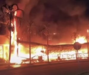 Ditado Popular é destruído por incêndio de grandes proporções em MT; vídeo