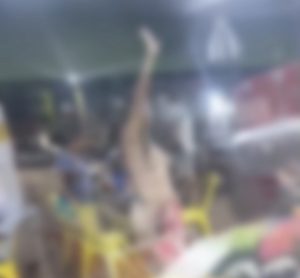 Vídeos viralizam e mostram mulher peladona em posto na Vila Operária em Rondonópolis