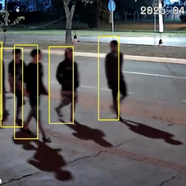 Vídeos mostram como quadrilha de menores aterrorizava e furtava lanchonetes em Rondonópolis