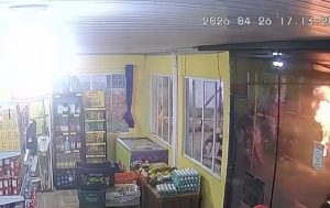 Vídeo mostra vereador sendo queimado vivo em estabelecimento; vítima parou no Hospital Regional