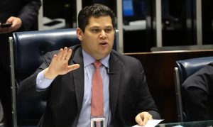 Alcolumbre enterra CPI do Crime Organizado; relator fala em desserviço