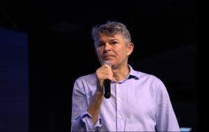 Medeiros pede bloqueio de valores pagos por Vorcaro à esposa de ministro Alexandre de Moraes