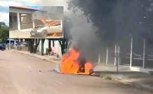 Vídeos mostram carro sendo destruído pelas chamas no Jardim Atlântico em Rondonópolis