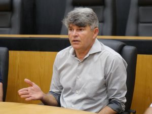 Medeiros cobra explicações sobre explosão da dívida pública
