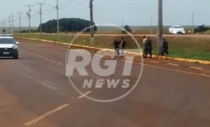Fuga rumo a Rondonópolis termina com criminoso sem gasolina e preso ao tentar atravessar a BR-163; vídeo mostra tudo