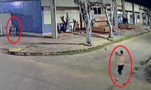 Vídeo mostra PM de folga salvando mulher que estava sendo estuprada na rua em MT; assista