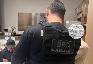 Perfis acusados de espalhar fake news contra autoridades públicas são alvos de operação em Rondonópolis; imagens