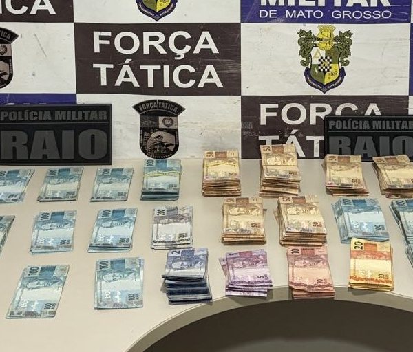 ‘Caixa’ do CV cai com mais de R$ 73 mil após PM desmontar QG da facção em Rondonópolis; vídeo