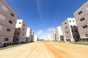 CELINA BEZERRA: BB e Construtora ainda não liberaram obra; Prefeitura não pode avançar com entregas
