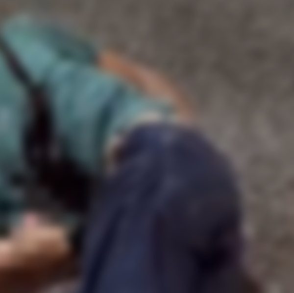 Motorista causa colisão, atropela mulher e se mata a facadas no meio da rua em MT; imagens fortes