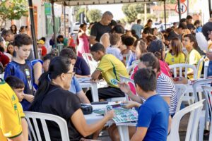 Segunda edição da Troca de Figurinhas movimenta Paço Municipal