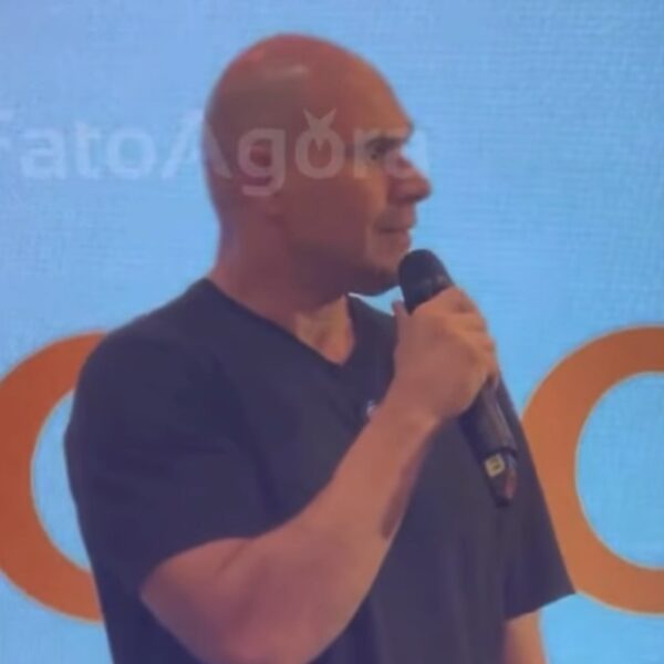 Abilio dispara contra deputados que criticam o agro: “Sustentam família e amantes com dinheiro do agro e ainda criticam”; assista