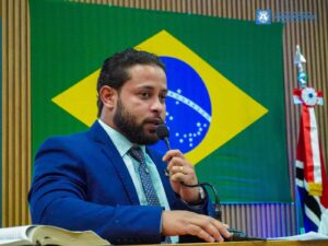 Projeto garante que pessoas com deficiência permaneçam ao lado de acompanhante em eventos de Rondonópolis