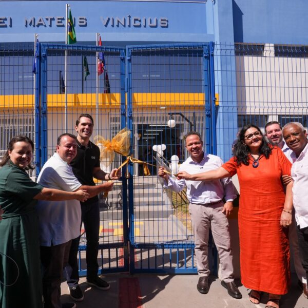 Prefeito Cláudio Ferreira inaugura nova EMEI Mateus Vinícius Braz com elevador e mais de 280 vagas
