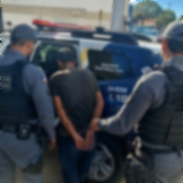 Tarado é preso após pedir para usar banheiro e sair com ereção perseguindo funcionária em Rondonópolis