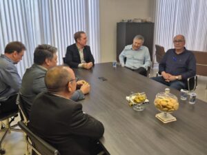 Neles participa da posse de diretores regionais do Sesc e Senac e destaca avanço de projetos para Rondonópolis