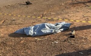Motociclista morre após colidir com picape na BR-163; passageiro com fratura exposta está no Hospital Regional