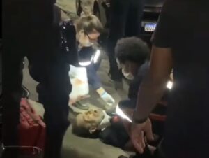 Vídeo forte mostra pai esfaqueado pela filha adolescente em MT; jovem alega abusado sexual e uso de drogas