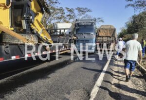 BR-364 Pedra Preta–Rondonópolis segue bloqueada após dois acidentes; motociclista sofre fratura exposta