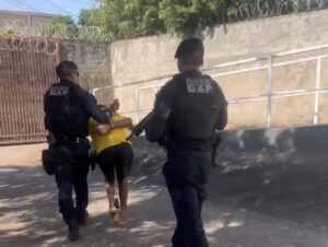 Homem é preso, solto e volta a furtar a mesma empresa no dia seguinte em Rondonópolis; vídeo mostra prisão