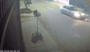 Motorista joga carro contra gato e vídeo causa revolta em Rondonópolis; assista