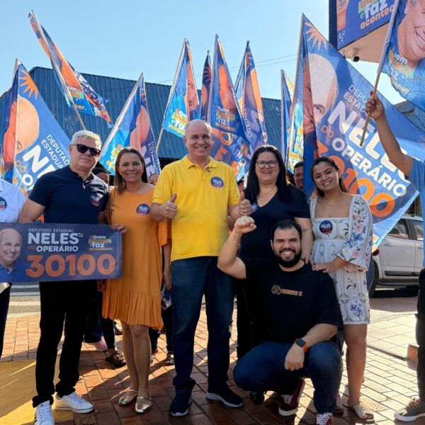 Neles do Operário inicia campanha na Feira da Vila Operária