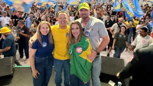 Cláudio Ferreira reúne centenas de lideranças em apoio a Alessandra Ferreira e Kalynka Meirelles