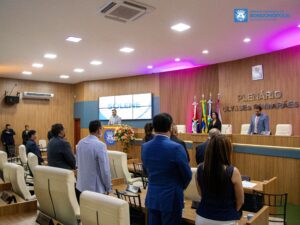 Câmara reconhece trajetórias e contribuições para Rondonópolis durante Sessão Solene