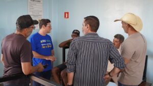 Deputado Rodrigo da Zaeli fiscaliza precariedade no Terminal Ferroviário de Rondonópolis e cobra dignidade para caminhoneiros