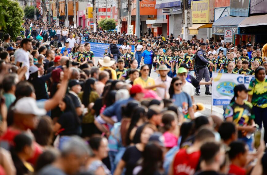 Prefeito Cláudio Ferreira garante gratuidade no transporte público para Desfile de Sete de Setembro