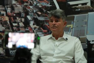 Alexandre de Moraes toma tempo de propaganda de Zé Medeiros