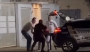 PM dá tiro para conter homem “furioso” com faca em confusão com esposa e amante em MT; vídeo mostra tudo