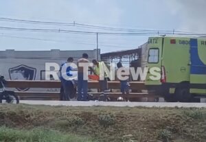 Motociclista sofre fortíssima queda na BR-163 e vai parar no Hospital Regional de Rondonópolis; vídeo