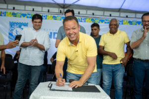 Cláudio Ferreira assina ordem de serviço para construção do primeiro CAPS 24h de Rondonópolis; vídeo