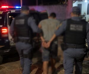 ‘Doido’ de cachaça invade casa da ex e ameaça se for preso em Rondonópolis: ‘Saio da cadeia e te mato’