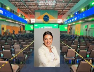 Cotada para ser ministra da Economia, Daniella Marques representa Flávio Bolsonaro em ato de apoio a Medeiros