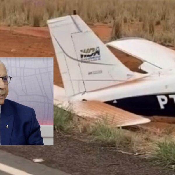Avião com equipe de Júlio Campos faz pouso de emergência em rodovia de MT; vídeo