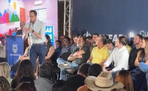 Secretário acusa ex-prefeito de tentar inviabilizar gestão de Cláudio e diz que vice só aparece para buscar salário; vídeo