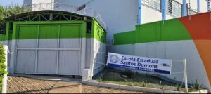 Mãe denuncia que aluno enforcou menina de 12 anos com casaco dentro de sala de aula em MT