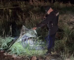 Motociclista é arremessado a mais de 20 metros e morre após batida com S10 em MT; vídeo mostra destruição