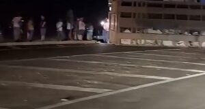 Carreta carregada de gado tomba após colisão no trevo de Jaciara e provoca fila quilométrica na BR-364