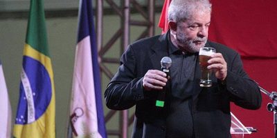 lula bebendo