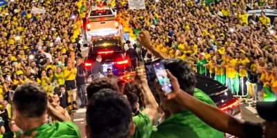 Flavio-Bolsonaro-e-Nikolas-Ferreira-em-Montes-Claros
