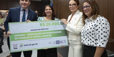 Governo entrega cheques de R$ 20 mil do Nota MT a entidades sociais